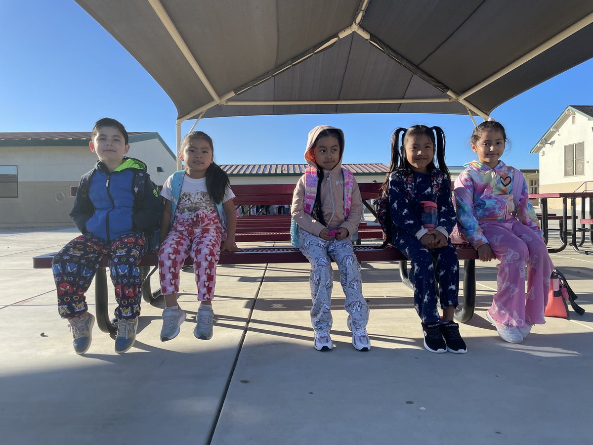 Mary Chapa Academy tweet media