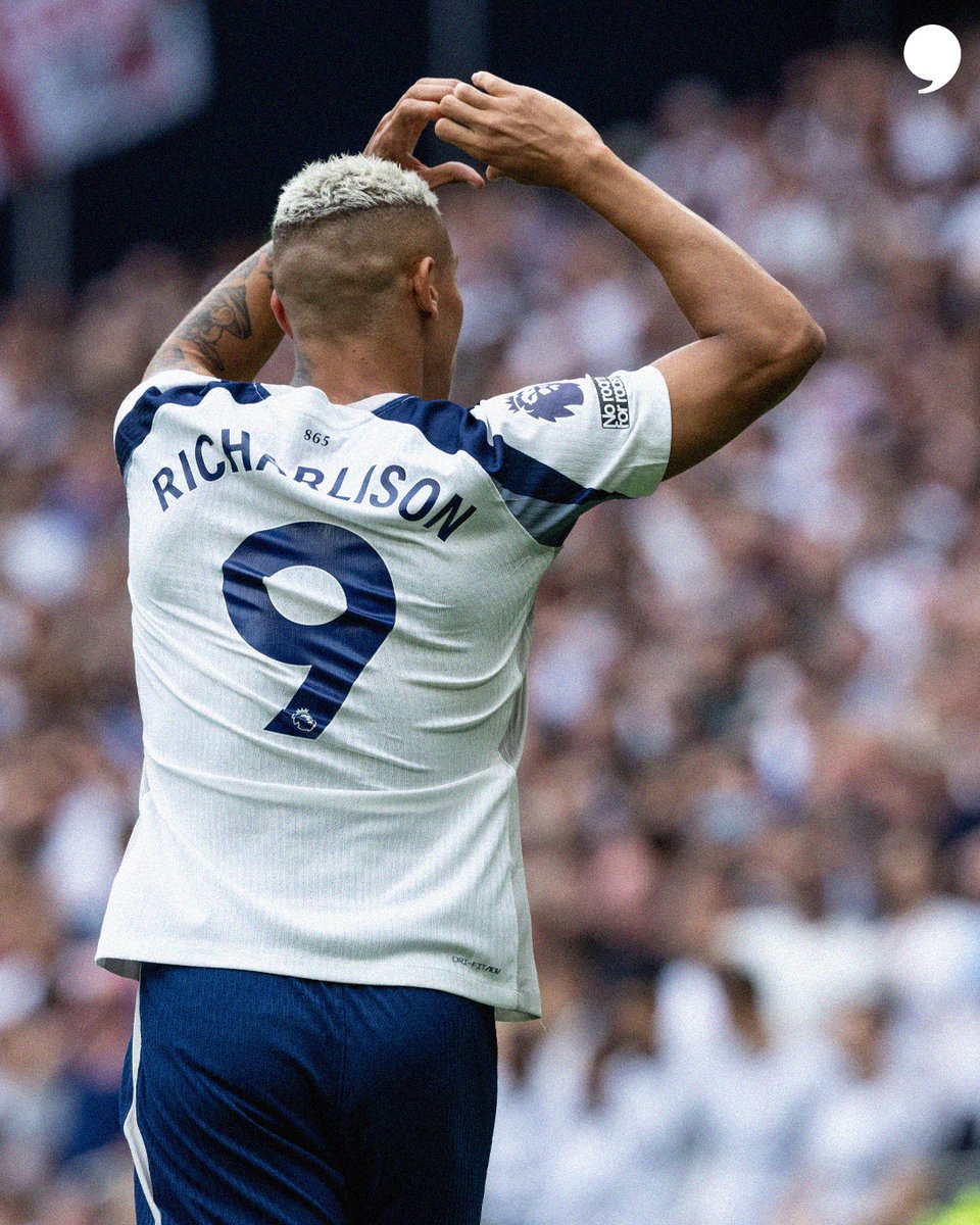 .<a href="/richarlison97/">Richarlison Andrade</a>: "Só que mais ou menos nessa época o futebol quase me largou. E eu entendi que não basta amar uma coisa, às vezes a gente tem que lutar por esse amor. Meus pais já estavam separados, minha mãe arrumou um outro marido, se mudou pra casa dele e esse cara não me