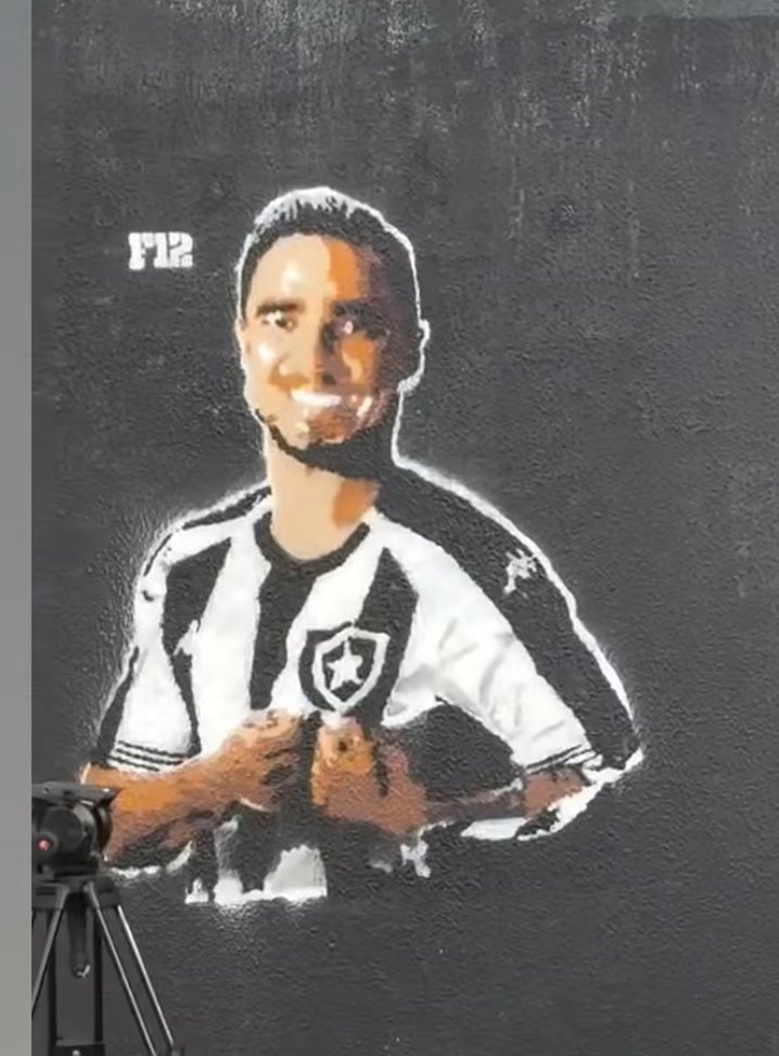 PedroPPBoficial's tweet image. Rafael pintado no Nilton Santos 🔥