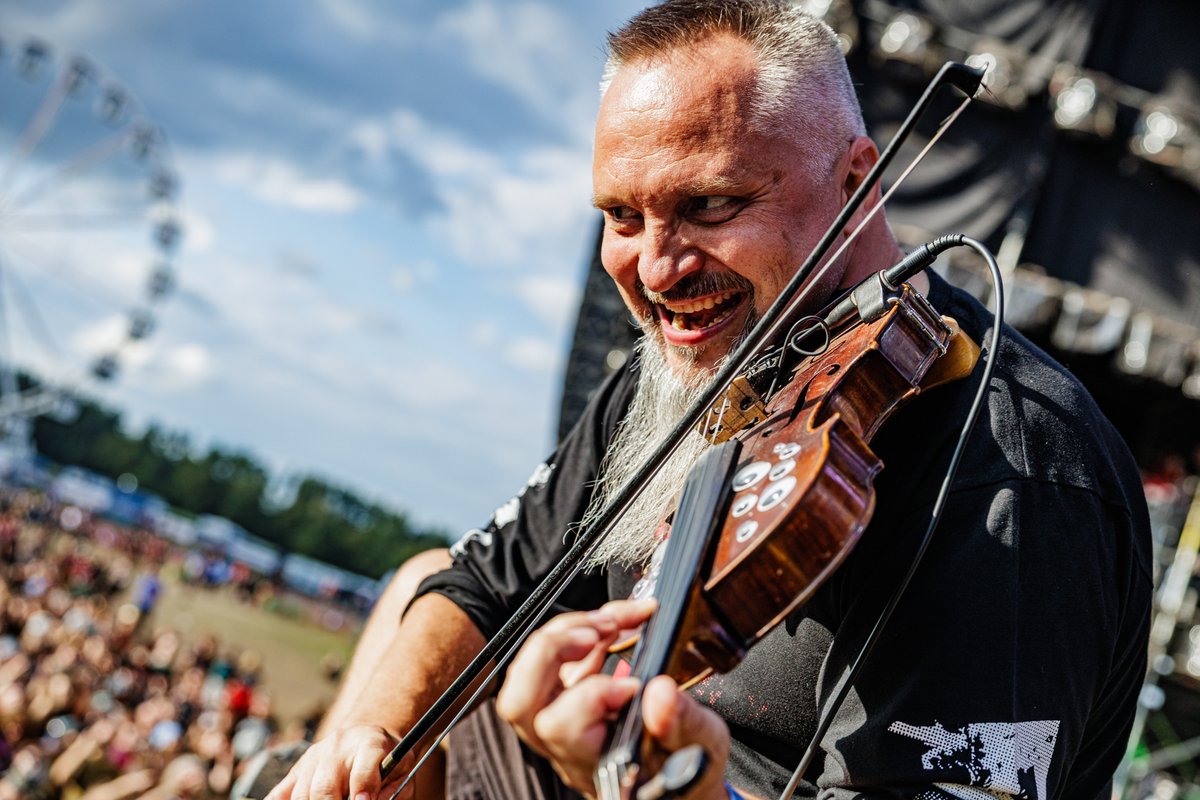 GoldmoonPL's tweet photo. #concert #photography #Foto #photography #polandrock2025 #polandrock2025 

 2025.08.02 - 31 Pol'and'Rock Festival - Hunter &amp; chór Kantata
 
https://t.co/Jj1ZOFgCaI

Podoba się? Postawisz mi kawę? 📷 https://t.co/Va9wZAV7OG https://t.co/mfJMUlYuie