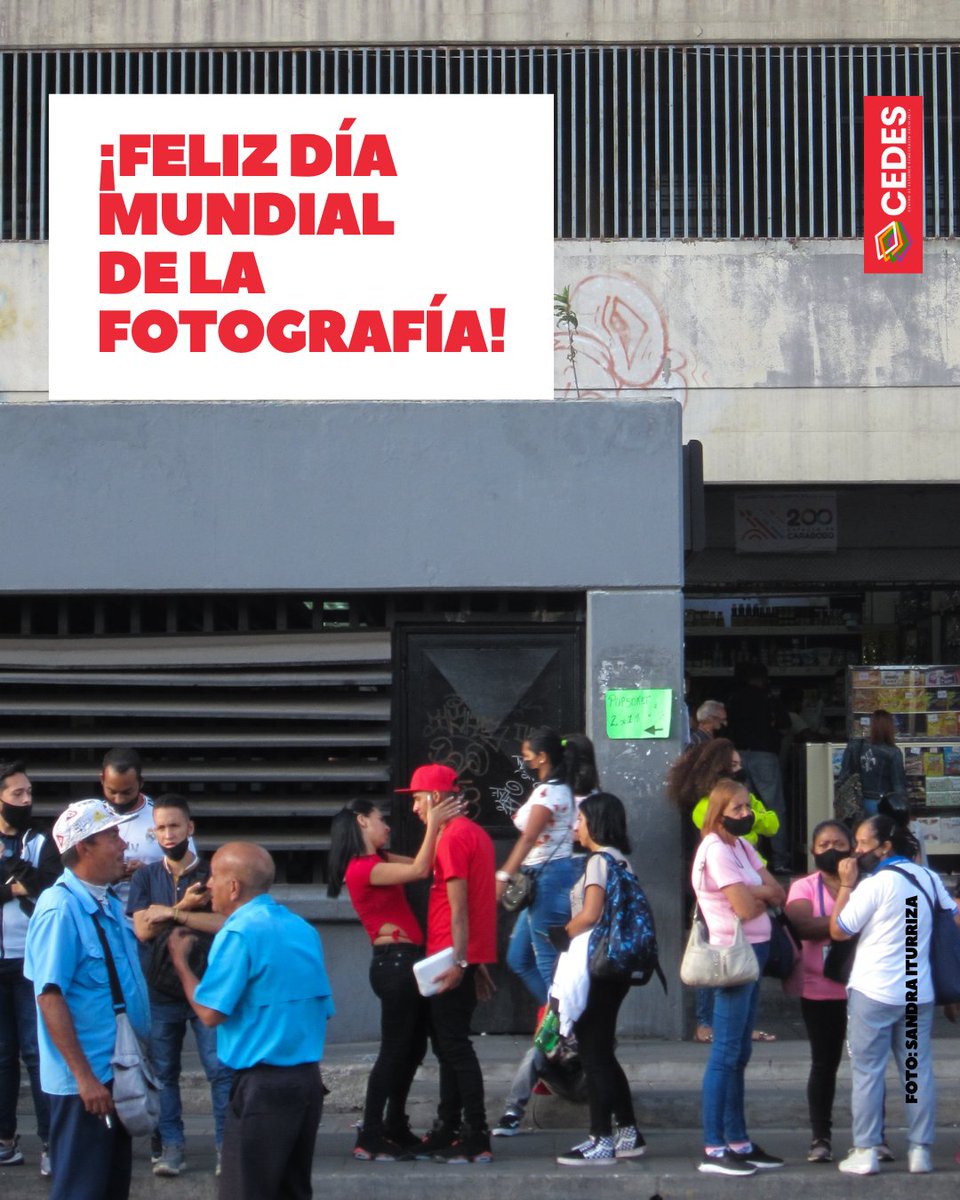 Hoy 19 de agosto, Día Mundial de la Fotografía, felicitamos de manera especial a quienes nos han honrado con su presencia en nuestro centro de estudios, bien sea exponiendo o hablando de su trabajo fotográfico, bien sea reflexionando sobre el arte fotográfico en general.