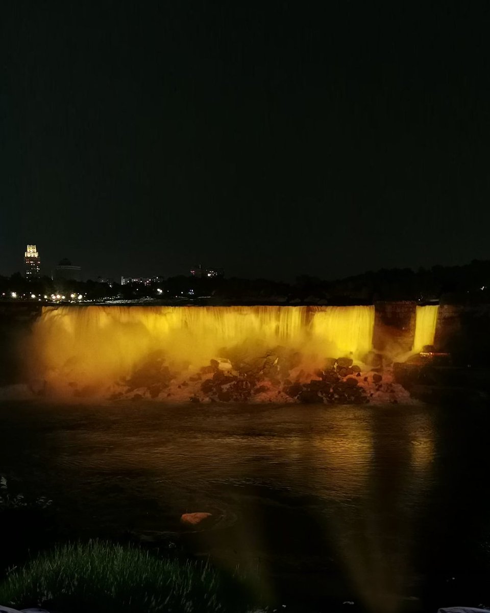 acpmpresearch's tweet image. This week, Niagara Falls will glow amber for Appendix Cancer Awareness! 💛🌊

📸 Snap photos or videos and share with #AmberForAppendixCancer &amp;amp; #TurnAugustAmber

🔗 View Niagara Falls live cam and all landmarks: acpmp.org/lightup

#AppendixCancer #AppendixCancerAwareness