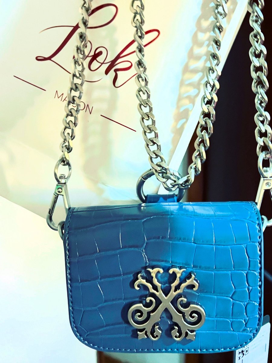 Apaixonado na minha micro bolsinha da John John 💀