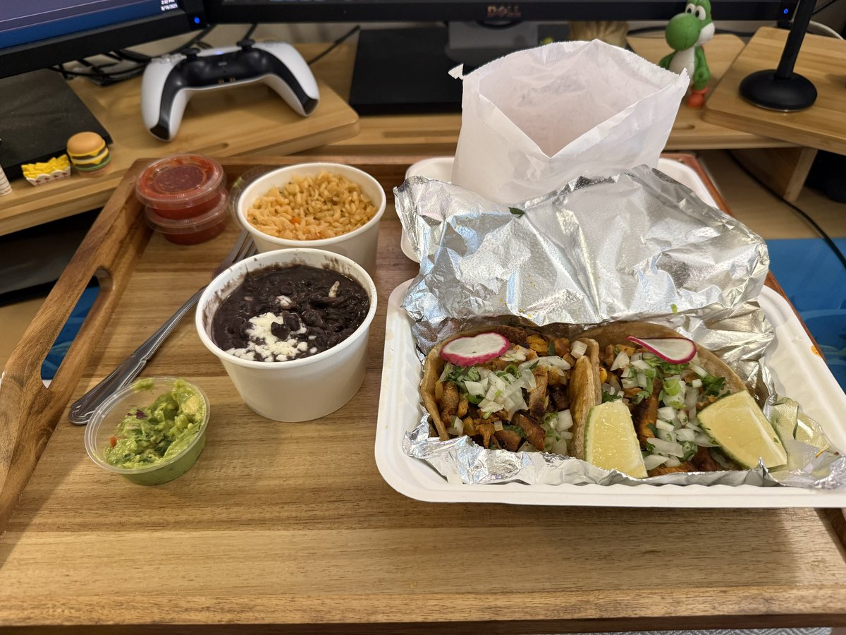 @izzylizard.bsky.social tweet media