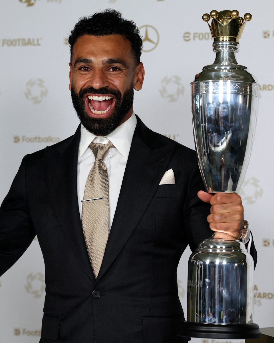ilic_ozil's tweet photo. Mohamed Salah is the first ever player to win the men’s PFA Players’ Player of the Year award on three occasions.
🏆 2017/18
🏆 2021/22
🏆 2024/25 https://t.co/z6PRTBbk2B