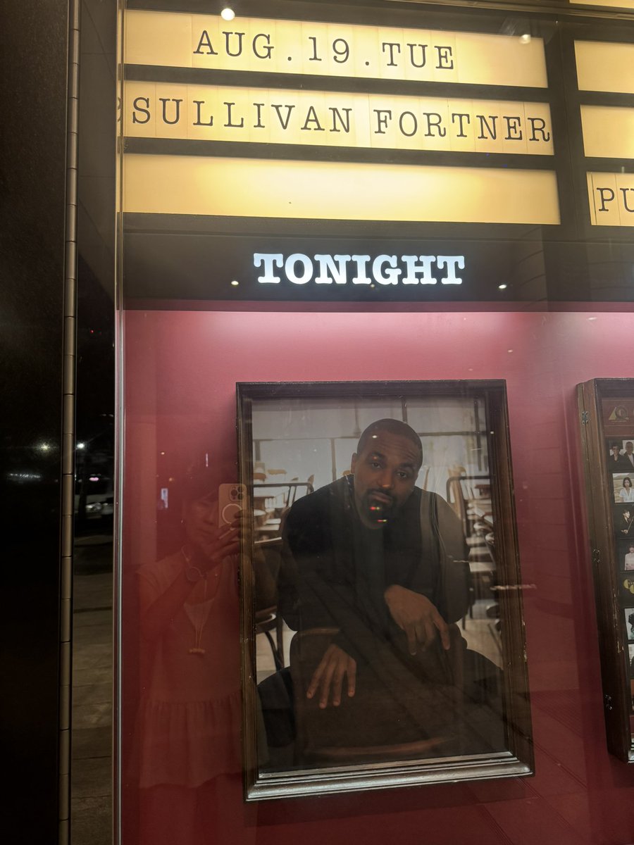 nattii724's tweet image. Happy Birthday to ME🎉🎈🎉vo.1
自分へのご褒美💓あっという間の1時間だったよ。どしたらあんな音でんの？？ニューオリンズで生まれた時からあっちにもこっちにもそこにもここにもジャズがあるんだもんな〜
そら、そーなるよね…って言う結論。
#sullivanfortner #jazz