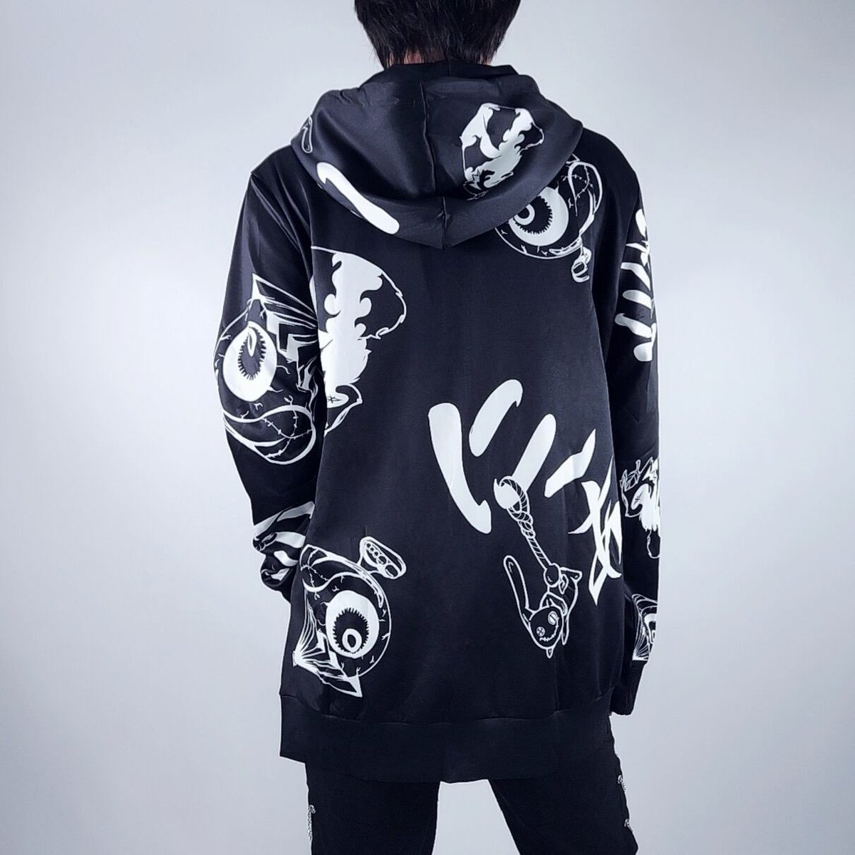 NIER CLOTHING (@nier_tokyo) on Twitter photo 🎁超ばら撒きプレゼント🎁
NIER LONG ZIP OUTER【物の怪】
shop.nier.tokyo/items/114599713
🎊超赤字大特価🎊
💥💥2222円(税込み)💥💥 -先着55点限定-
更にこのポストをリポスト
フォロー(<a href="/NieR_tokyo/">NIER CLOTHING</a>) で
こちらの商品を
🎁2名様にプレゼント🎁
是非ご参加ください🐰 🎁超ばら撒きプレゼント🎁
NIER LONG ZIP OUTER【物の怪】
shop.nier.tokyo/items/114599713
🎊超赤字大特価🎊
💥💥2222円(税込み)💥💥 -先着55点限定-
更にこのポストをリポスト
フォロー(<a href="/NieR_tokyo/">NIER CLOTHING</a>) で
こちらの商品を
🎁2名様にプレゼント🎁
是非ご参加ください🐰