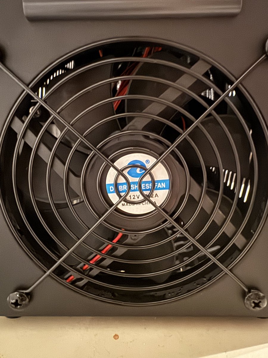 midas_fr's tweet photo. i made my own 1/8th sleep inspired by this for €200 or ~$230 a month ago

sleep is noticeably better even without using an ac (thanks eu regs) https://t.co/dLcrQUiSqK