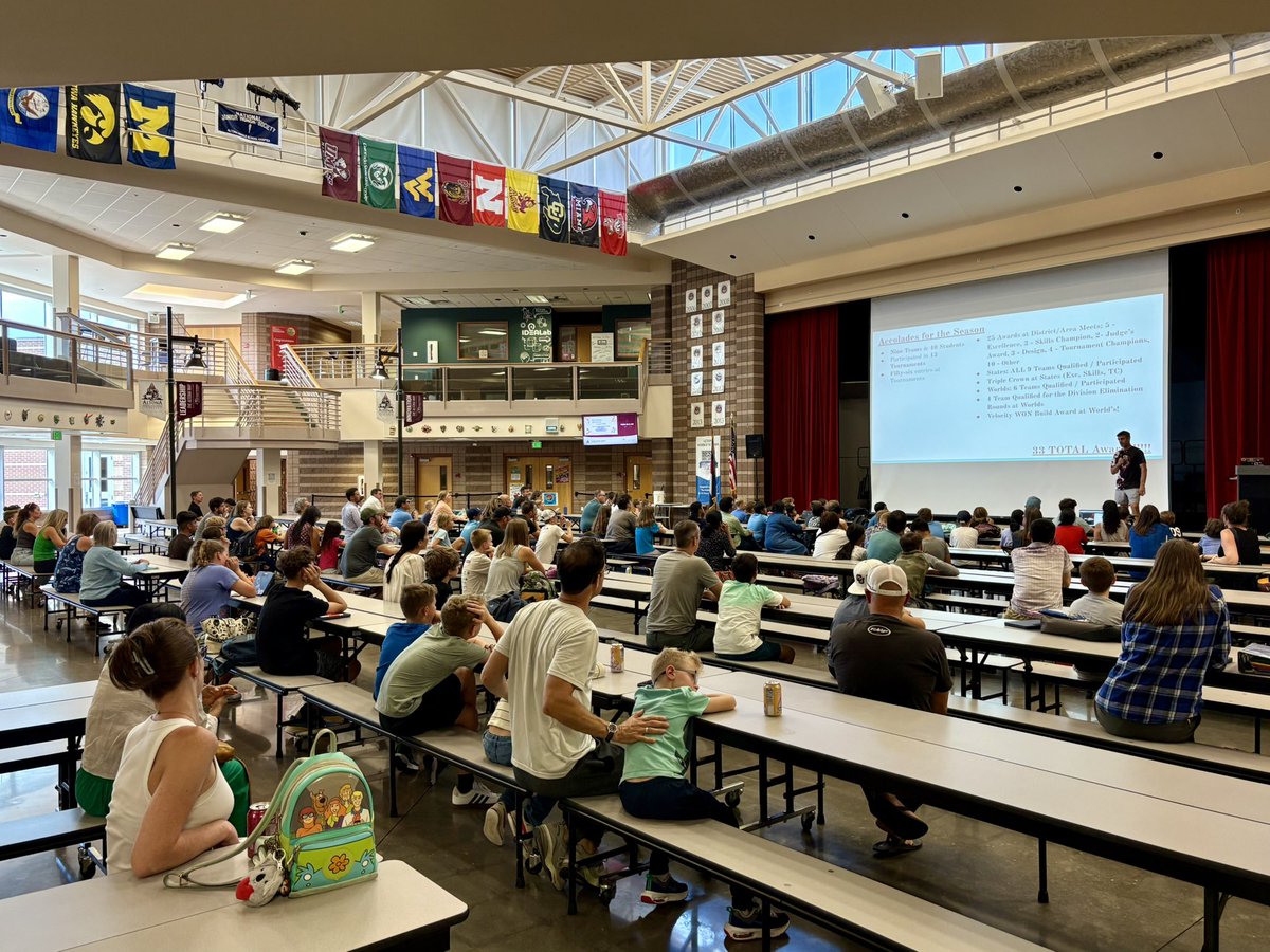 HUGE turnout today for our Robotic Rattlers info meeting! Amazing to see so many Ss &amp; parents fired up for the season ahead. Let’s go #RattlerNation! 
#AltonaWay #StVrainAdvantage #PublicSchoolAdvantage <a href="/SVVSDsupt/">Jackie Kapushion, Ed.D.</a> <a href="/SVVSD/">St. Vrain Valley Schools</a> <a href="/BuchlerStVrain/">Matt Buchler</a>  #StVrainStorm #AltonaWay <a href="/lacrosse_jeremy/">Jeremy LaCrosse</a>