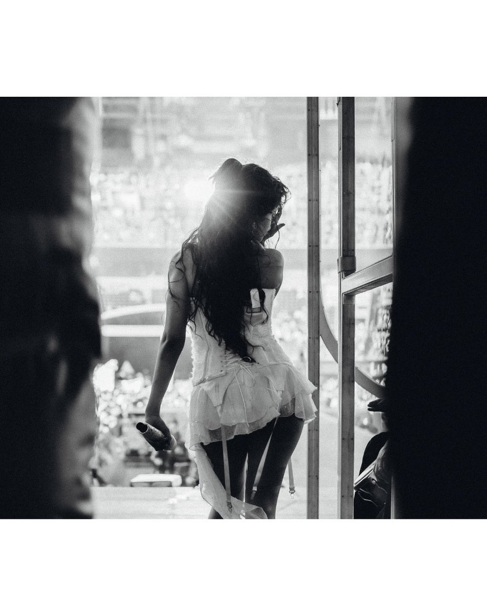 Camila_Cabello's tweet image. really missed being here 🥹💌💕🎀
thank you all my Japanese fans for waiting and for having the most fun time with us at summersonic
daisuki 🌸🌸🌸🌸🌸🌸