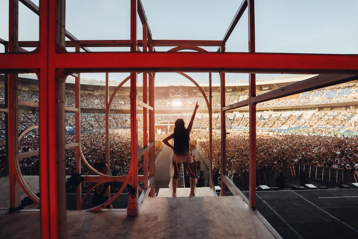 Camila_Cabello's tweet image. really missed being here 🥹💌💕🎀
thank you all my Japanese fans for waiting and for having the most fun time with us at summersonic
daisuki 🌸🌸🌸🌸🌸🌸