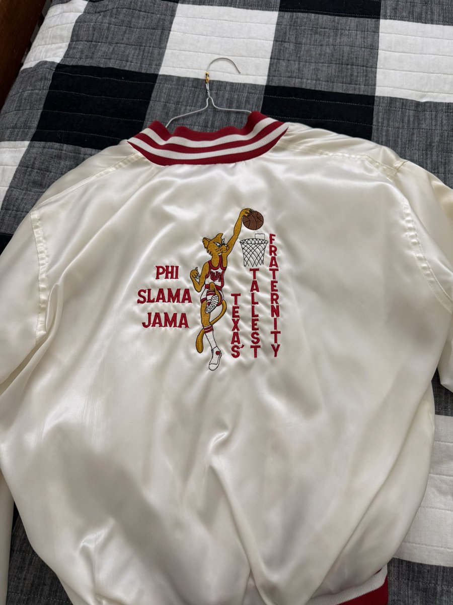 B L A K E B R O W N (@gym_picker) on Twitter photo A PRICELESS piece of π history courtesy of <a href="/AndrewHobby/">Andrew Hobby</a>. He sent this to me knowing Iβd go nuts seeing it.
Tim Hobby was a Southwest Conf 2 sport standout in π&β³οΈ
After he played for Guy Lewis, he transferred to BU to join the Bears on the links.
<a href="/UHCougarMBK/">Houston Men's Hoops π πΎ</a>
<a href="/BaylorMGolf/">Baylor Men's Golf β³οΈ</a> A PRICELESS piece of π history courtesy of <a href="/AndrewHobby/">Andrew Hobby</a>. He sent this to me knowing Iβd go nuts seeing it.
Tim Hobby was a Southwest Conf 2 sport standout in π&β³οΈ
After he played for Guy Lewis, he transferred to BU to join the Bears on the links.
<a href="/UHCougarMBK/">Houston Men's Hoops π πΎ</a>
<a href="/BaylorMGolf/">Baylor Men's Golf β³οΈ</a>