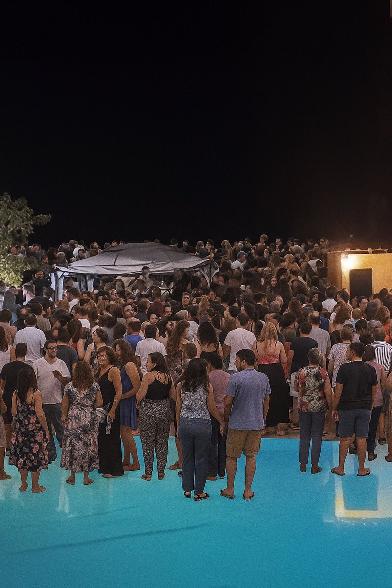 Tava tão cheio que até os mosquitos fizeram fila pra participar.” 🦟🤣 
#zeudiners