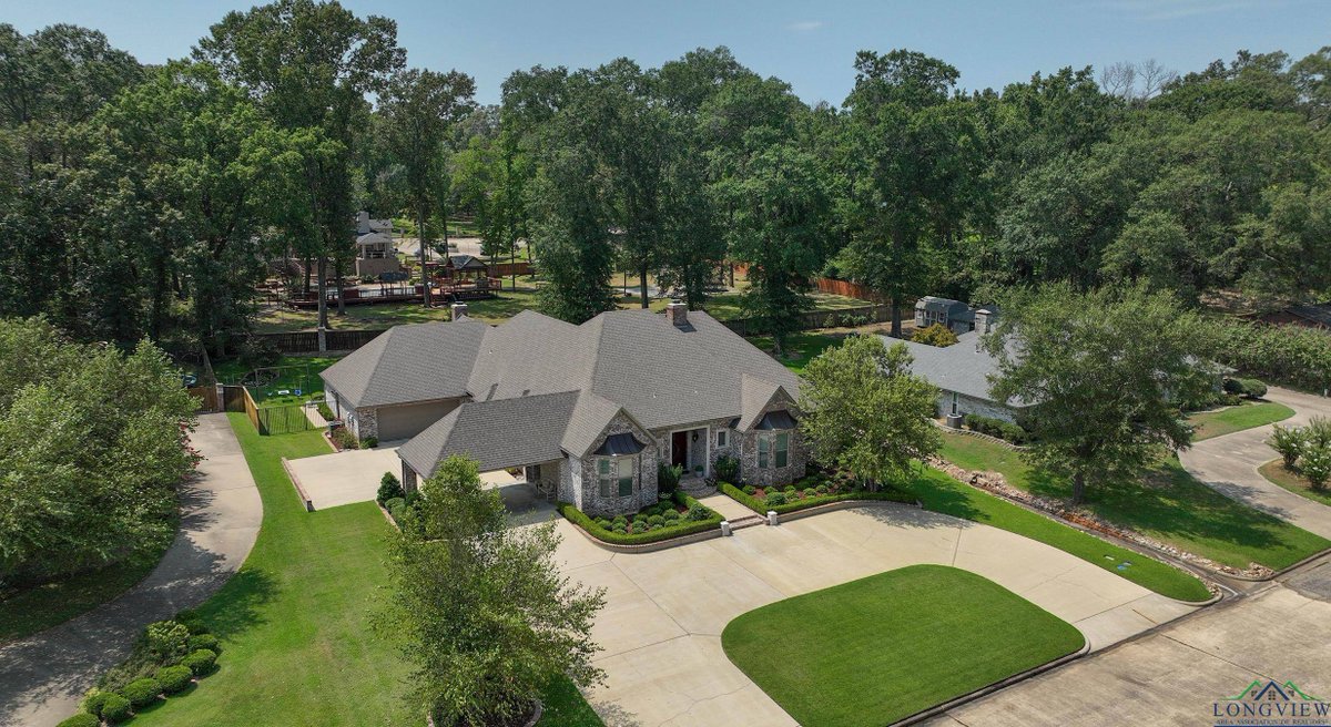 ImpactRealty1's tweet photo. Check this out! 906 Fleming Drive, Mount Pleasant, TX 75456 Contact Impact Realty Group at 903-223-0710 TODAY! https://t.co/njnJqkWPLA https://t.co/7fSBgDpdV2