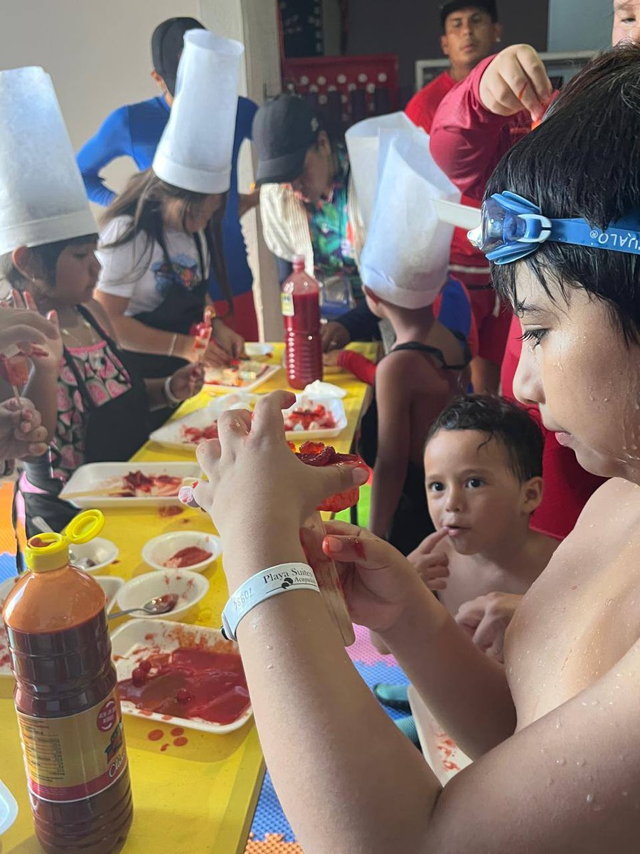 Verano Acapulco 2025 📷📷📷📷📷📷
Divertidas actividades en PlayaCamp continúan en <a href="/Hotel/">@Hotel</a> Playa Suites Acapulco para los pequeñitos.
#ViveLaMejorExperiencia
Reservaciones: 744 330 54 11 y 744 330 54 12
Atención a grupos: 744 330 5442 y 7443305443
playasuites.com.mx