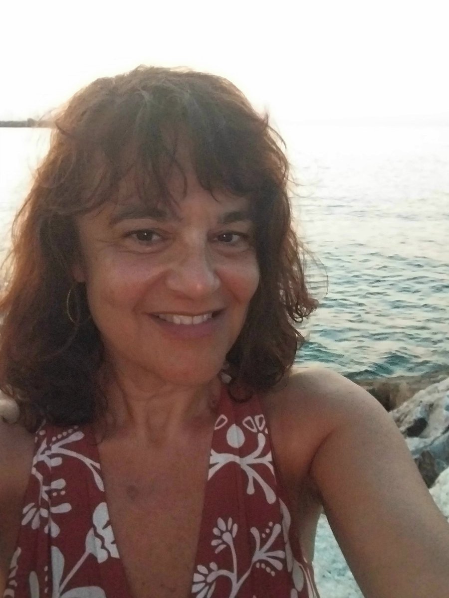 Senza trucco ,filtri ,lentine e occhiali
#senzatrucco