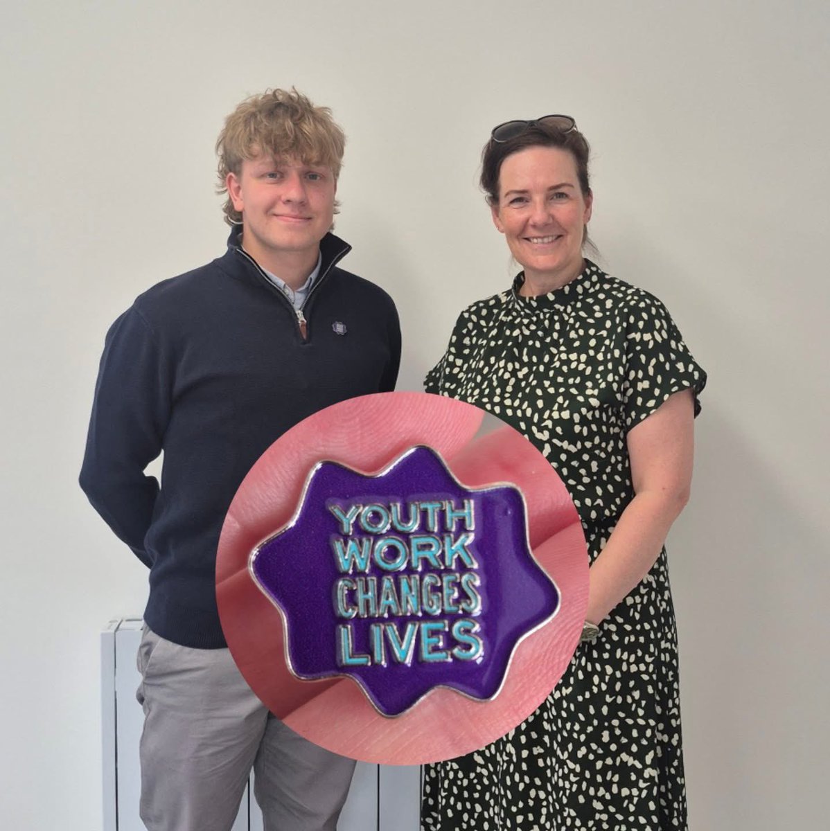 I was delighted to meet Local Champion with the National Youth Council of Ireland Franek Dobronski in my office this morning to hear about how youth work services have positively influenced his life and to take on board the strong points he made about the importance of properly
