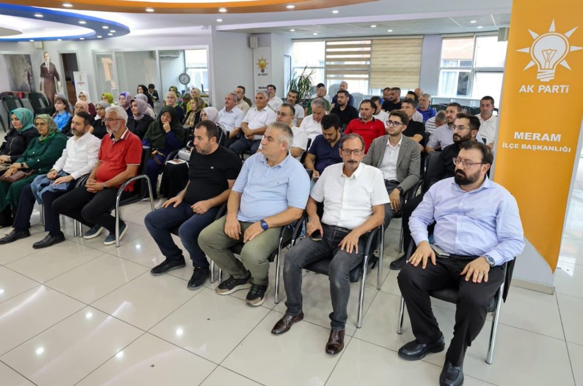 akpartimeram's tweet photo. 80. İlçe Danışma Meclisimizi İlçe Başkanımız @mmunlafalioglu riyasetinde, Meram Belediye Başkanımız @MustafaKavus, Ana Kademe, Kadın ve Gençlik Kolları Yönetimlerimiz ve Meclis Üyelerimizin katılımları ile teşkilat binamızda gerçekleştirdik.
#BizimMeram https://t.co/H8fBsizU9t
