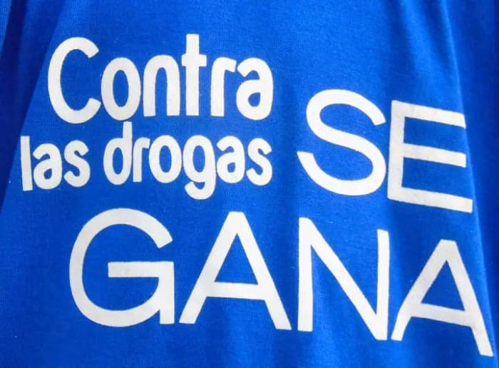YelinaSure28233's tweet photo. Continúan intervenciones preventivas contra las drogas, ejercicio q tiene como objetivo elevar la preparación d las fuerzas q integran el sistema d enfrentamiento a este flagelo y de la población en general, desde su responsabilidad en esta batalla de todos. #ANAPCuba #DrogasNo https://t.co/trdINTRb6z