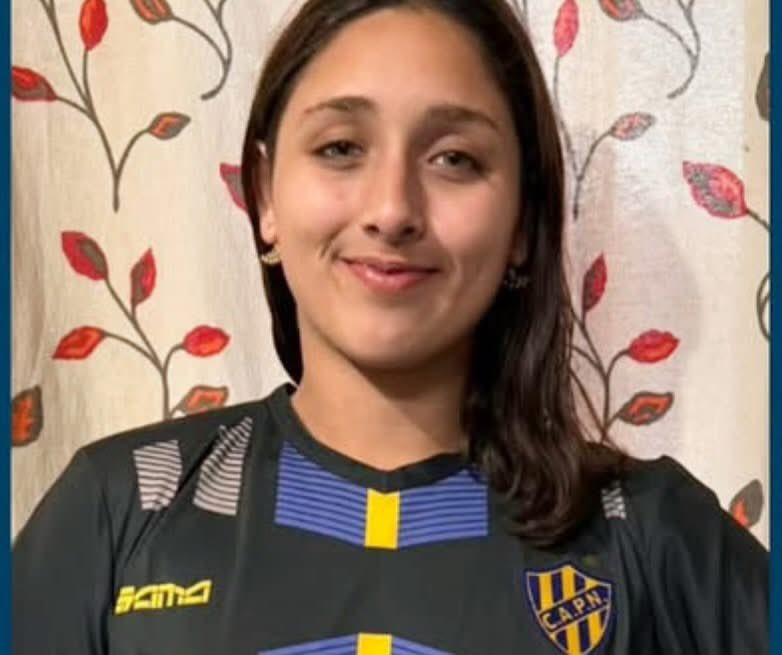 Desde el Club Atlético Puerto Nuevo queremos felicitar a Agostina Hein por consagrarse CAMPEONA MUNDIAL en los 400 medley del Mundial Junior en Otopeni 2025, Rumania. Así también logrando el récord con un tiempo de 4:34.34

FELICITACIONES AGOS POR ESTE NUEVO Y GRAN LOGRO!!
⚓️🇺🇦