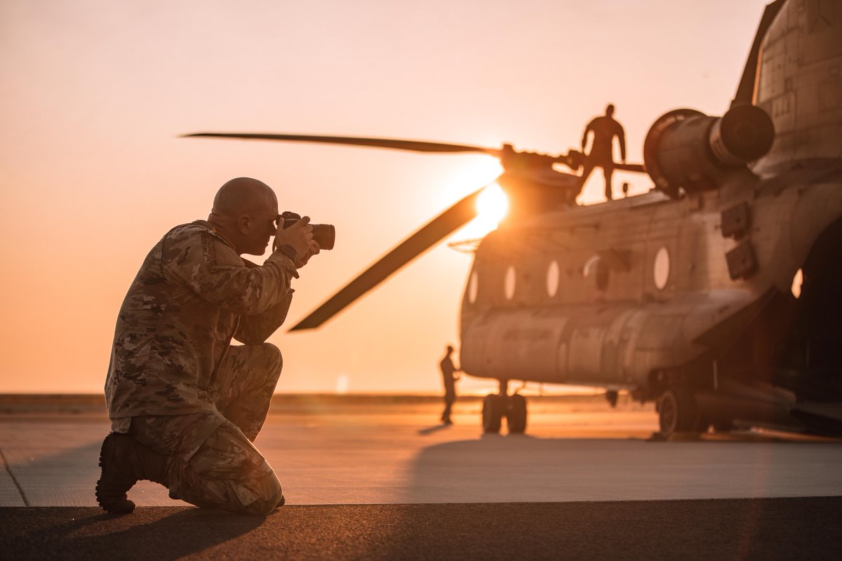 USArmyReserve's tweet photo. @USArmy 🧵 5/ Today, we salute the Army’s storytellers, those who capture courage one frame at a time.
#WorldPhotographyDay
#ArmyTeam https://t.co/wUGoQdGTUW