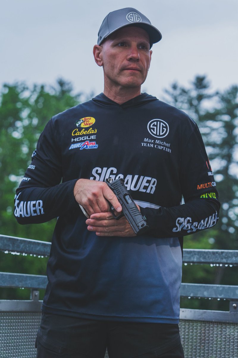 Max Michel tweet media