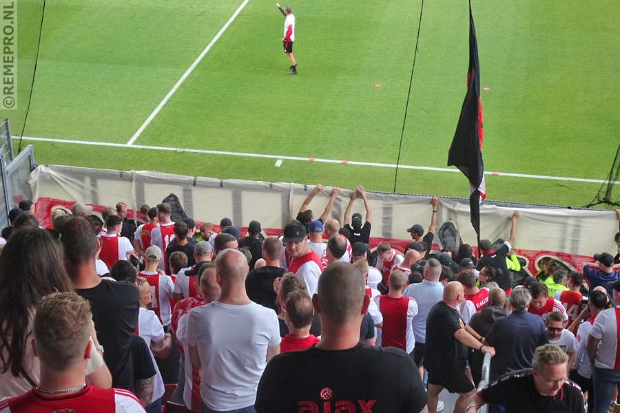 remepro_nl's tweet image. Het fotoverslag van GA Eagles - Ajax staat online op ajaxfotoside.nl #gaeaja