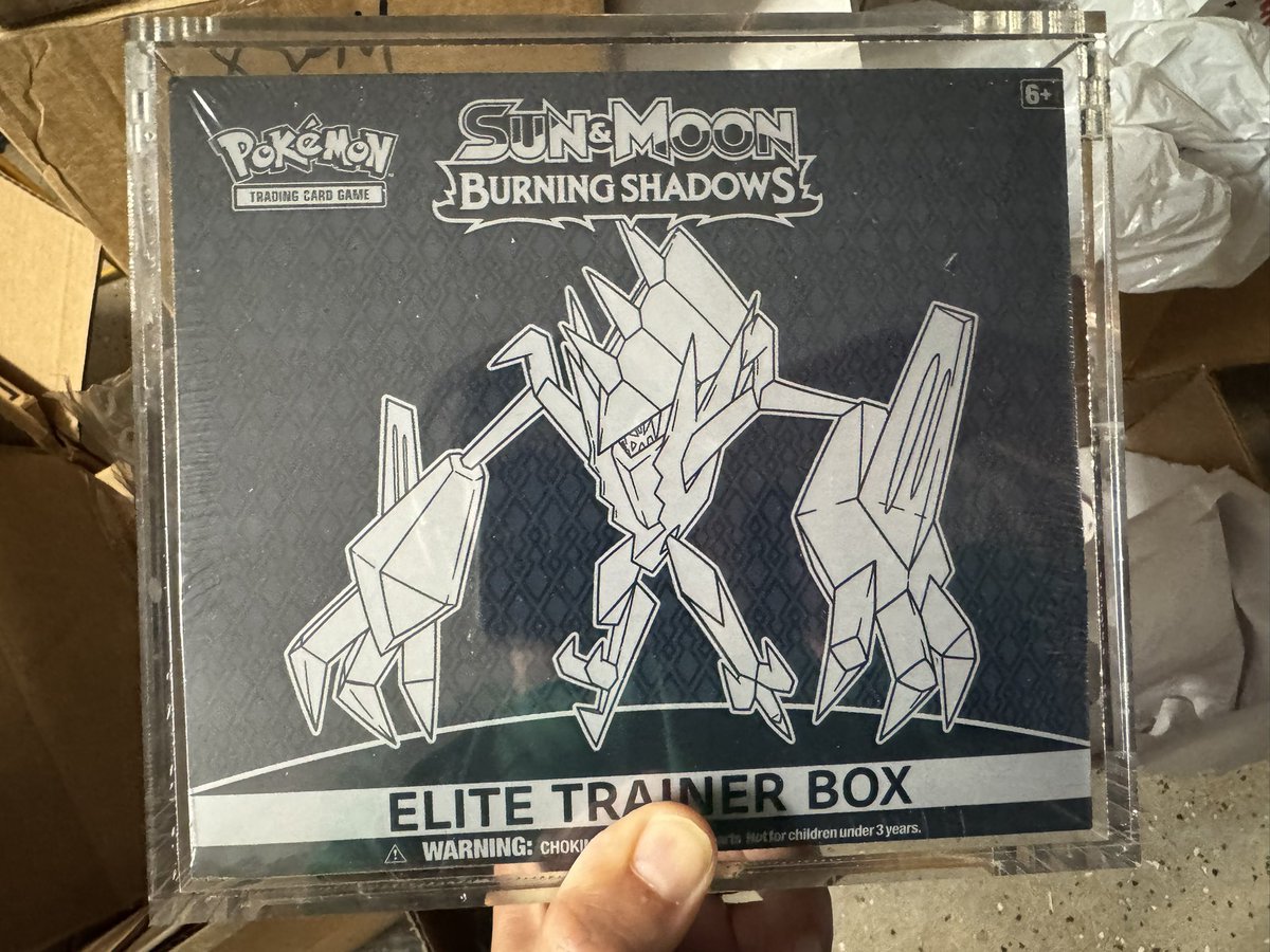 Some mail day heat ⛽️
Hmu if interested in anything before I post to the site! 

#PokemonTCG #pokemoncollector