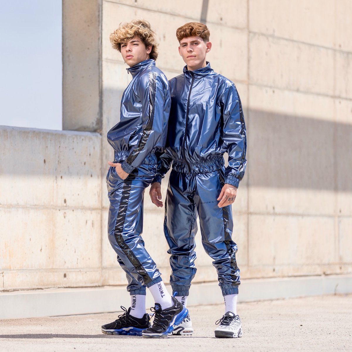 TWINKX | MIDNIGHT | BLUE/BLACK | ICED NYLON

twink-x.com/products/midni…