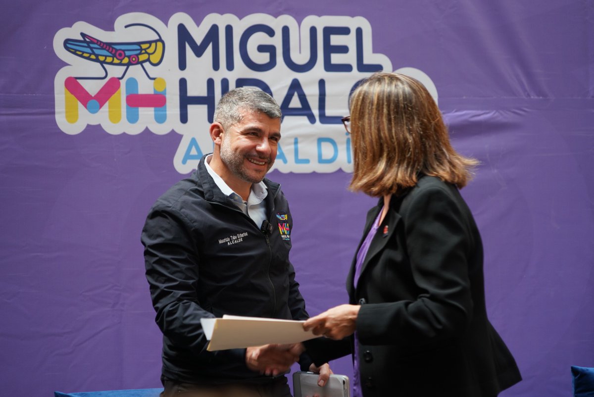 mauriciotabe's tweet photo. En #MH ponemos a las #MujeresAlMandoMH👩‍🔧

Las empoderamos, abrimos caminos y rompemos candados que frenaban su independencia.

Porque ellas pueden, saben y deciden. Les damos herramientas para salir adelante y capacitarse en oficios no tradicionales para tener mayor independencia económica.  

Porque en #MiguelHidalgo, PRIMERO LAS MUJERES. 👩‍💻