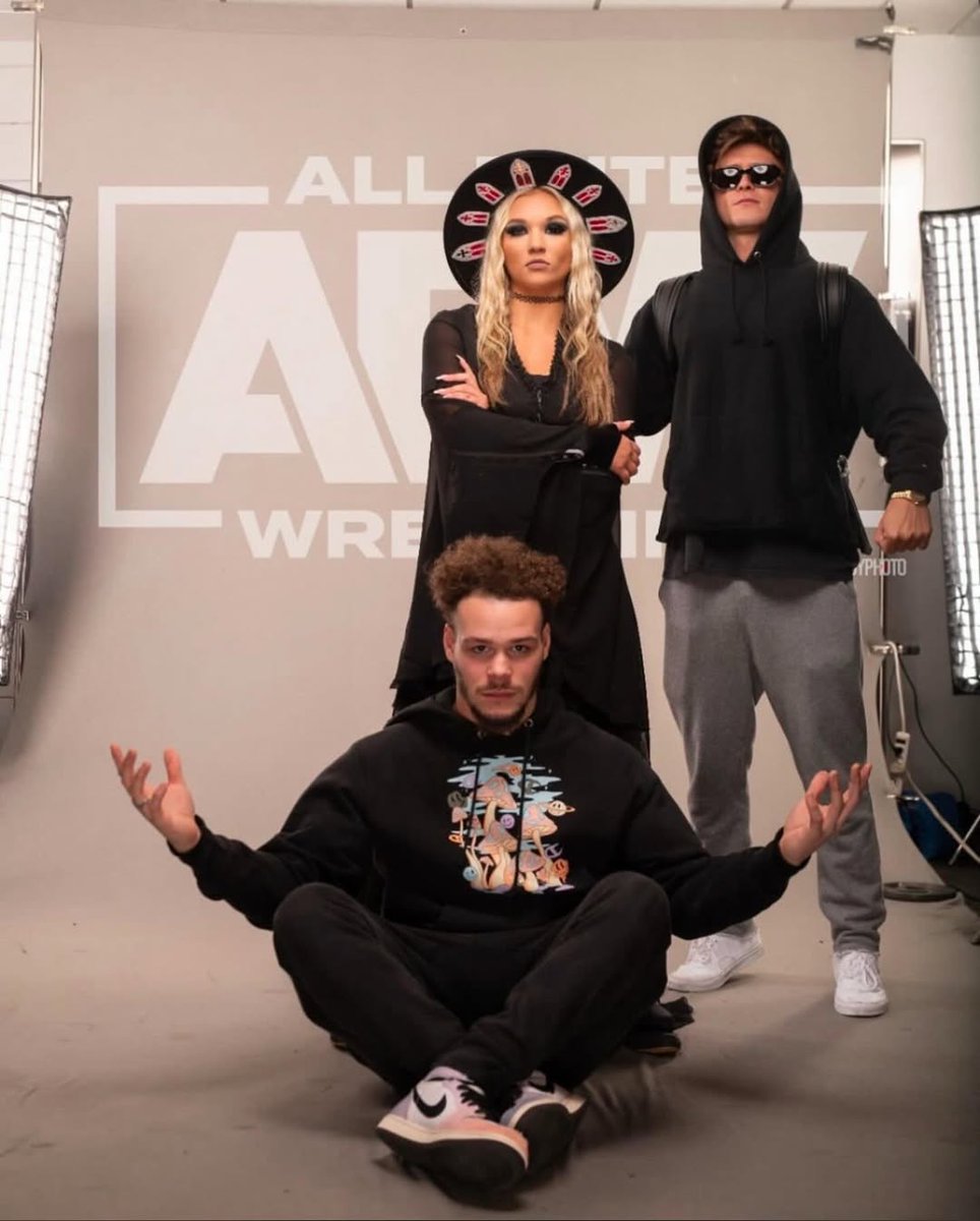 Send HOOK tweet media