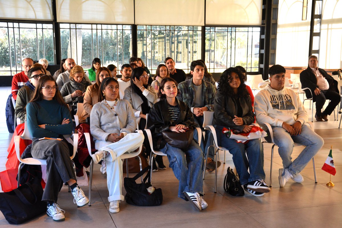 Bienvenidos estudiantes internacionales a la #UNNOBA 
Estos intercambios se generan lazos entre países y universidades que potencian las redes internacionales, la vinculación, la investigación y las experiencias de crecimiento personal y como comunidad. 
¡Gracias por elegirnos!