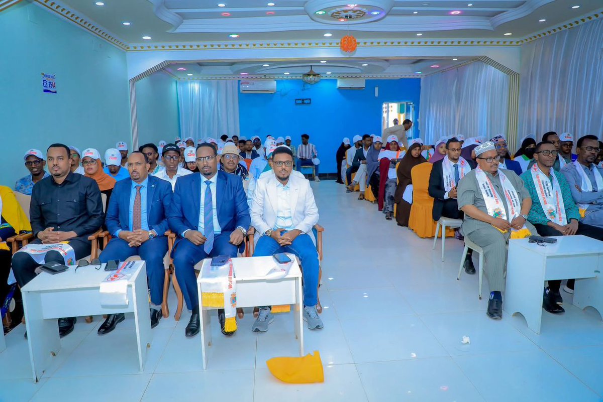 urrosom's tweet photo. Baidoa, Aug 19, 2025 – URRO joined the #WorldHumanitarianDay event by @SWSMOHADMA &amp; @OCHASom with govt, NGOs &amp; civil society. Theme: #StrengtheningGlobalSolidarity &amp; Empowering Local Communities. We remain committed to #ActForHumanity 💙 Thanks @unicefsomalia https://t.co/lZncV3VUGs