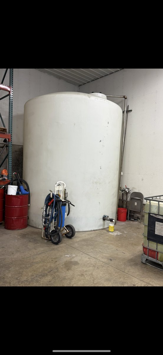 JeremyBakin's tweet photo. @Dominick_Tullo Yessir   Had this installed about 7 years ago.   We deal with mostly farmers, trucking companies and everything inbetween https://t.co/63lbrG24Io