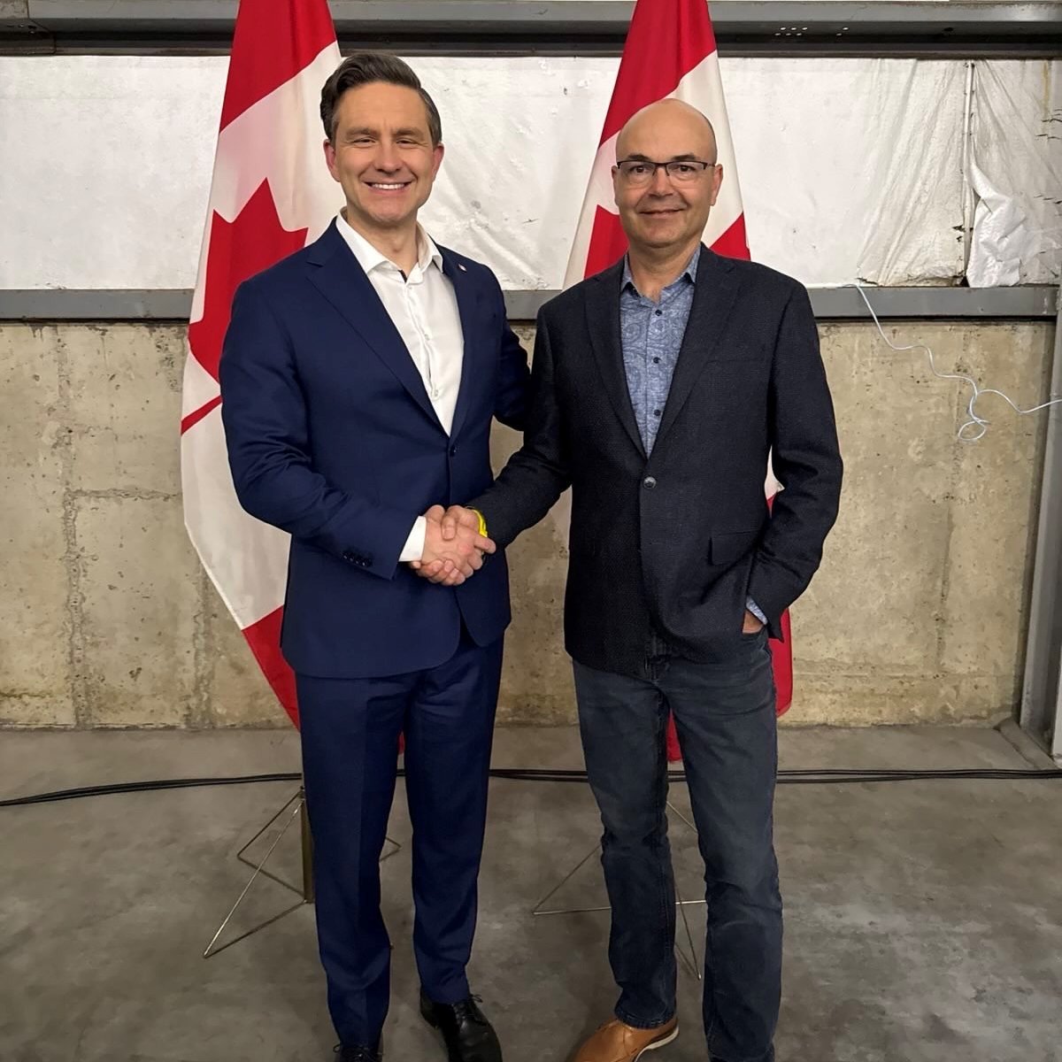 JeffKibbleCML's tweet image. Congratulations to @PierrePoilievre on a commanding win in Battle River-Crowfoot!
Your return to the #HouseofCommons is a win for Canadians who care deeply about public safety, affordability, national defense, and our sovereignty. I am proud to stand with you as we continue the