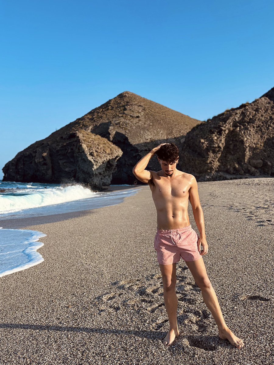 VictorSegovia__'s tweet photo. Verano sin fecha de caducidad 🌊☀️ https://t.co/74XKxG2dXB
