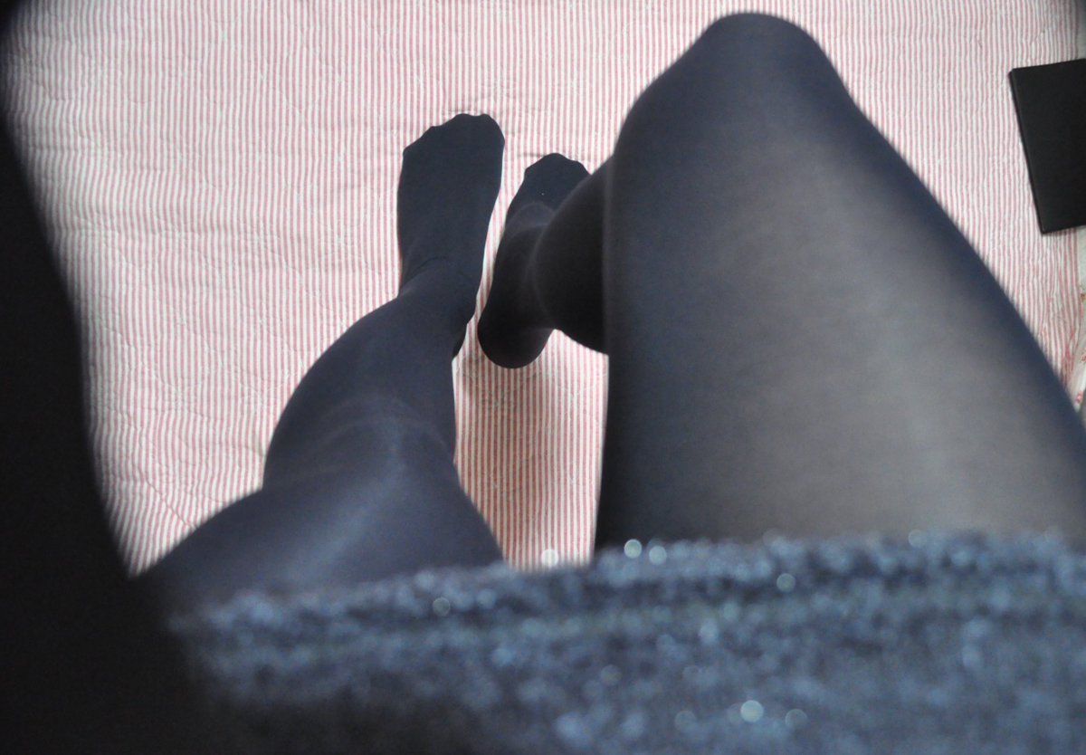 HanaWrap's tweet photo. #pantyhose #tights #stocking #shemale #CD https://t.co/na5JS0T1zR