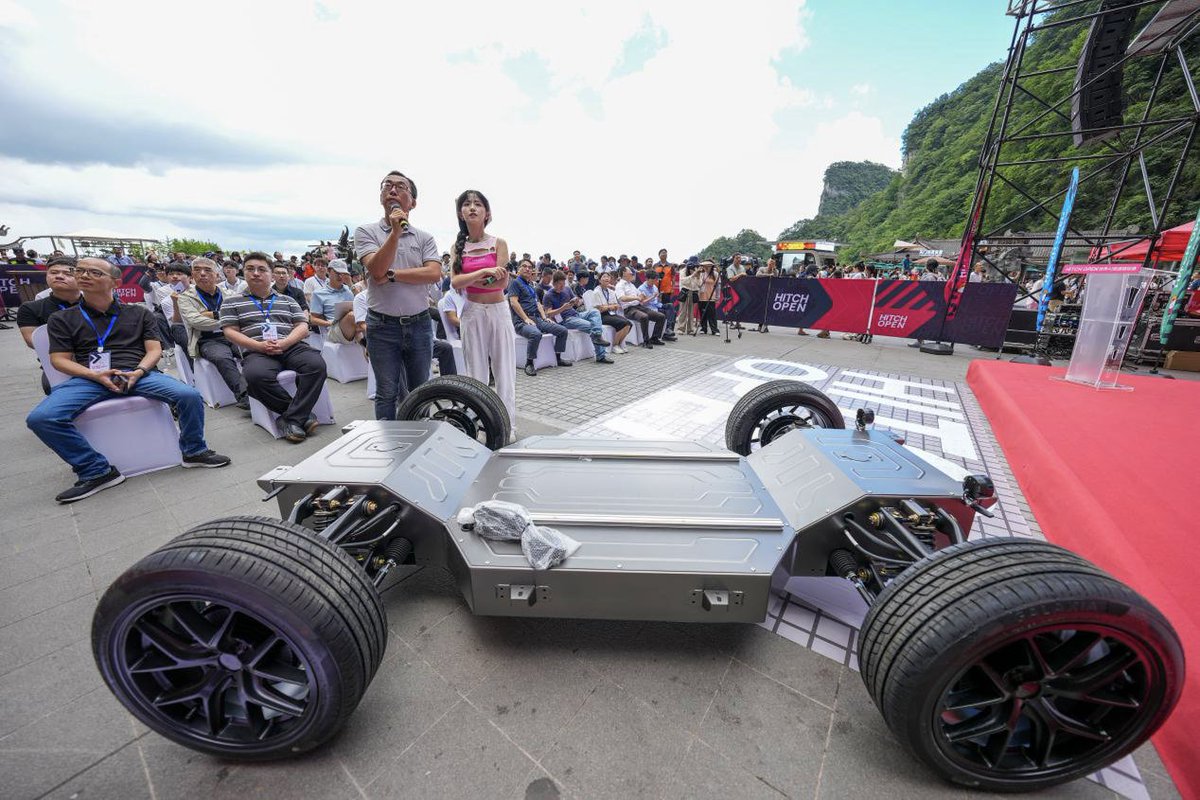 HitchOpen's tweet image. HitchOpen Recap | Tianmen Mountain
The world’s first AI open-world extreme EV race — Hitch Open 2025 Simulation Playoffs — concluded at Zhangjiajie’s legendary Tianmen Mountain!
🏆 Winner: Fudan University

📊 Triple tie at the top of the leaderboard: Hunan University / Tsinghua…