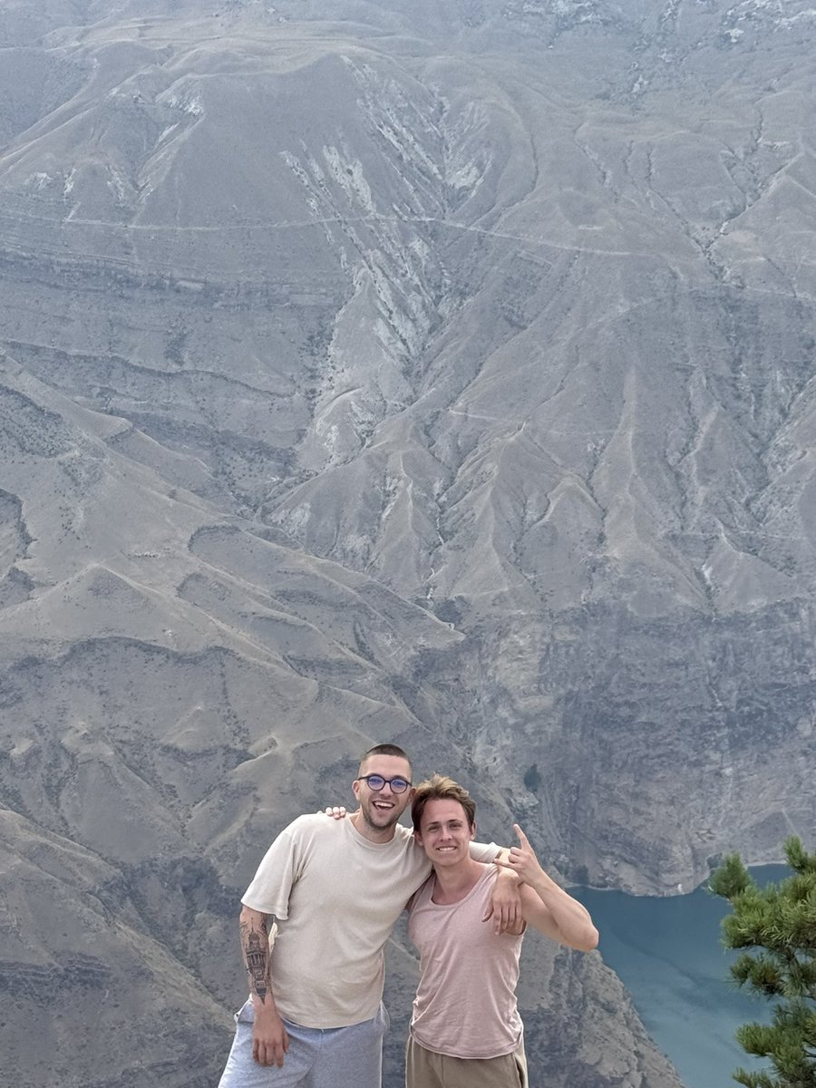 тот самый Михец tweet media