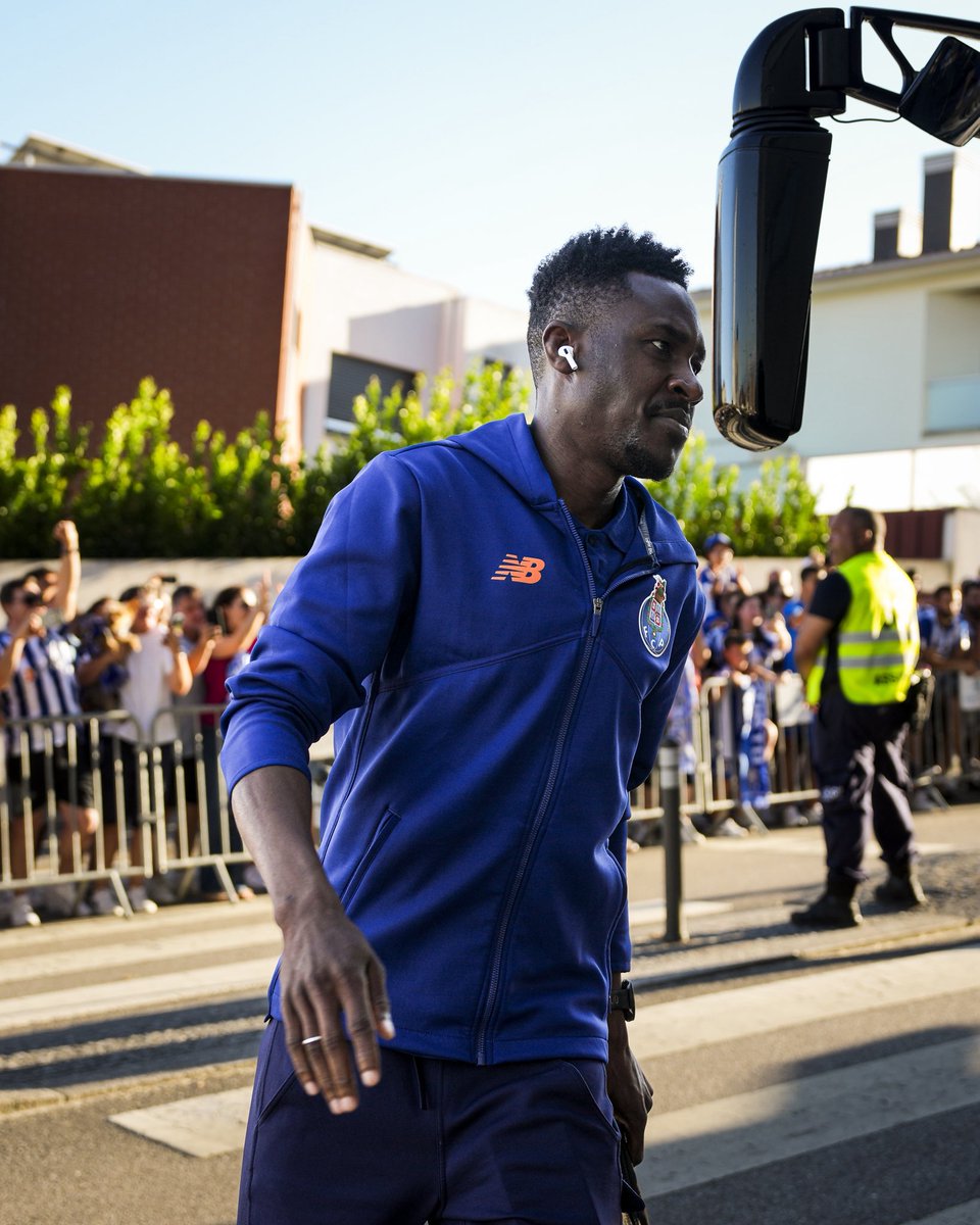 Vamos <a href="/FCPorto/">FC Porto</a> 💙🤍