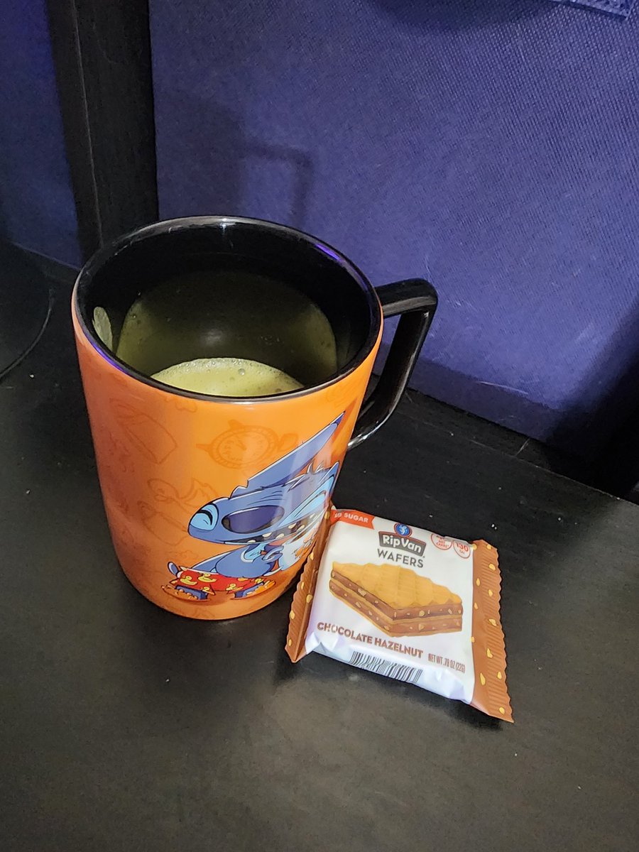 MatchaMixx's tweet photo. Streaming time! Got my snacks and matcha ready and Going to continue the kingdom hearts journey! #matcha  #snacks #streaming #KingdomHearts https://t.co/qxbGFlHfIh