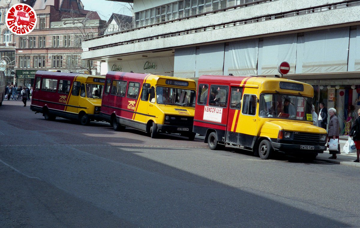 megabreadvan's tweet photo. Midland Fox Fox Cub G238EOA Iveco Daily / Carlyle | C470TAY Ford Transit / Robin Hood - Humberstone Gate, Leicester. 1994.
#midlandfox #fordtransit #ivecodaily
https://t.co/6Dm5XARgpx https://t.co/izOyYiRUHx