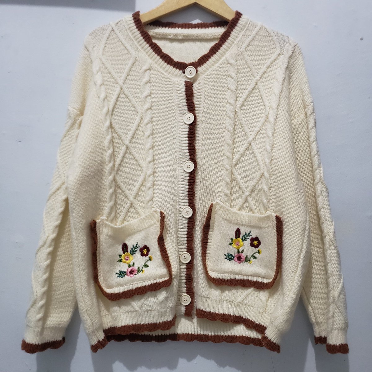 ninahrln's tweet photo. @gabprivatefiles serba 115k nih kakk nego tipis cincayyy https://t.co/XV59cdBFMA