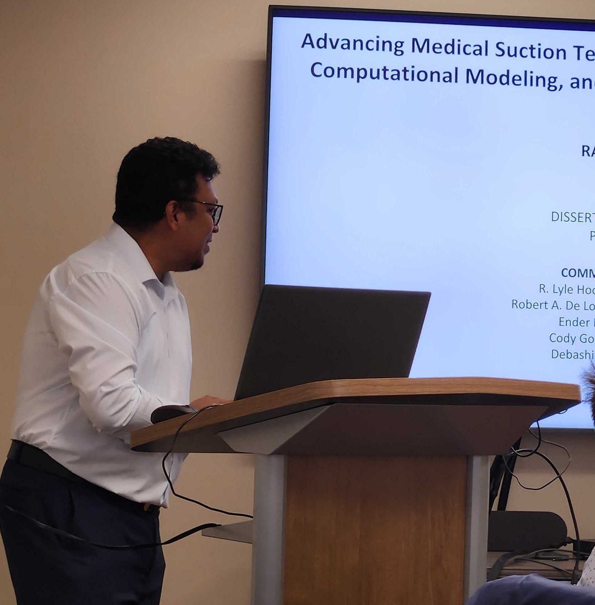 MDI_Lab's tweet image. 🎉 Congratulations to Rakib on successfully defending his PhD dissertation proposal!
His research on advancing clinical suction techthrough computational modeling and evidence-based design will improve healthcare safety and performance!👏
#PhDProposal #HealthcareTech #Research