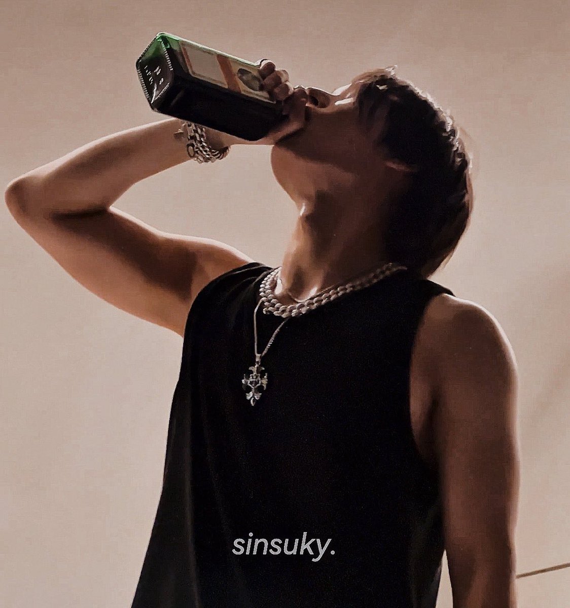 WHO DRINKS JAGER LIKE THAT IM TERRIFIED