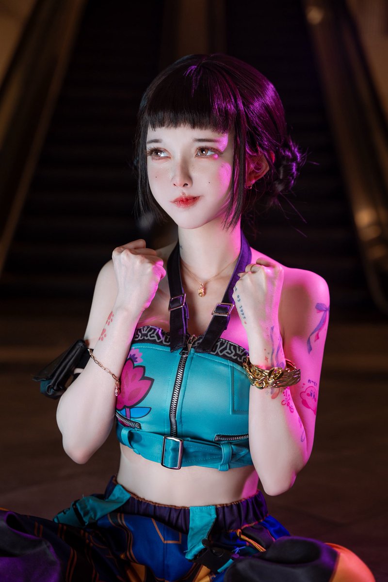 Zoey is here >:3 🫶🏼🩷 

________

#kpopdemonhunters #zoeykpopdemonhunters #zoeykpopdemonhunterscosplay #zoeycosplay #zoey #huntrix