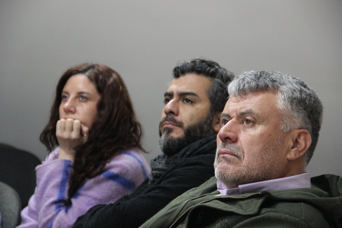SERVIU Los Ríos (@serviulosrios) on Twitter photo 👉La Comisión Evaluadora Regional del Programa Espacios Públicos compuesta por nuestra Directora Regional Nebenka Donoso, <a href="/Minvulosrios/">MINVU LOS RIOS</a>, <a href="/MinDesarrollo/">Ministerio de Desarrollo Social y Familia</a> Los Ríos y el <a href="/GoreLosRios/">Gore Los Rios</a>, se reunieron para revisar los proyectos 2025 - 2026. 👉La Comisión Evaluadora Regional del Programa Espacios Públicos compuesta por nuestra Directora Regional Nebenka Donoso, <a href="/Minvulosrios/">MINVU LOS RIOS</a>, <a href="/MinDesarrollo/">Ministerio de Desarrollo Social y Familia</a> Los Ríos y el <a href="/GoreLosRios/">Gore Los Rios</a>, se reunieron para revisar los proyectos 2025 - 2026.