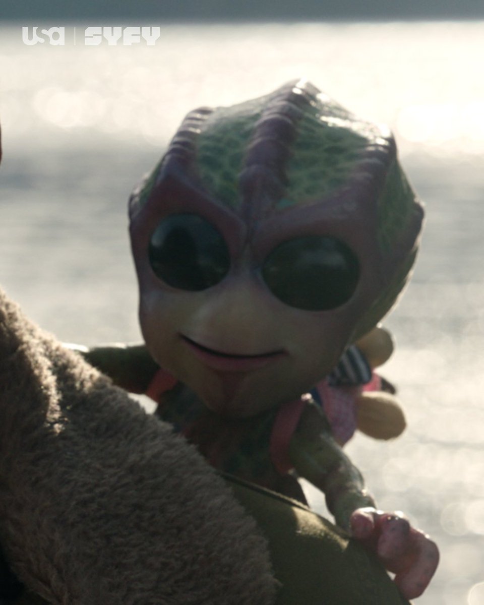 Resident Alien tweet media