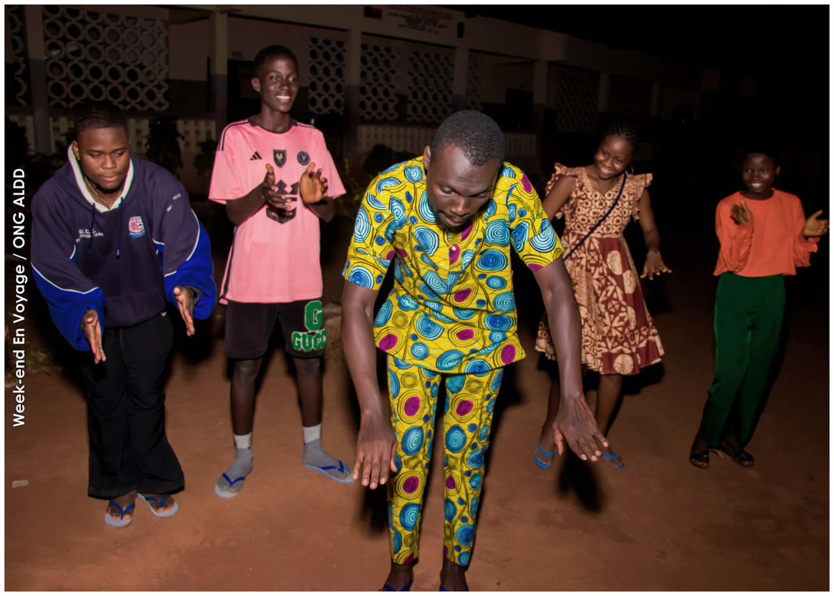 𝐖𝐞𝐞𝐤-𝐞𝐧𝐝 𝐄𝐧 𝐕𝐨𝐲𝐚𝐠𝐞 𝟐𝟎𝟐𝟓 
Débuté par une rencontre marquante avec Sa Majesté #Houèdonouholu_kpôzèzoun_bô_zougla qui nous a accueillis à Adjohoun et bénis.Des découvertes, promenades et animation nocturne ont rythmé la première journée du séjour.
#WEV #Alddong
