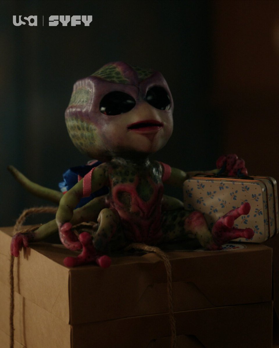 Resident Alien tweet media